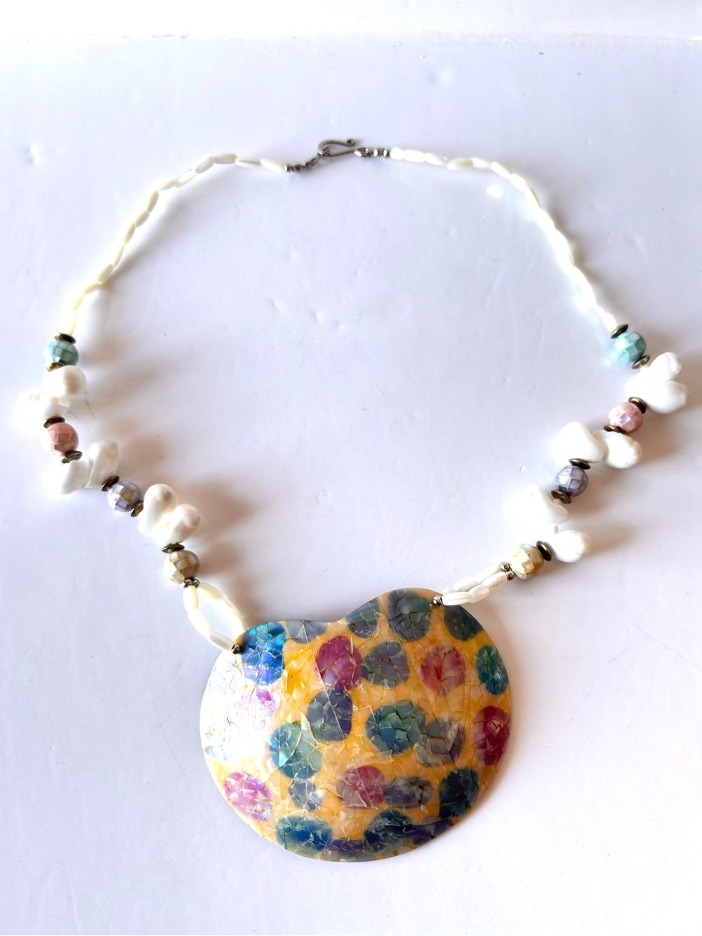 Handmade mosaic mother-of-pearl necklace